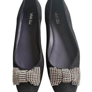 Vaneli Women’s Kamlyn Black Flats with Silver Embellished Bow